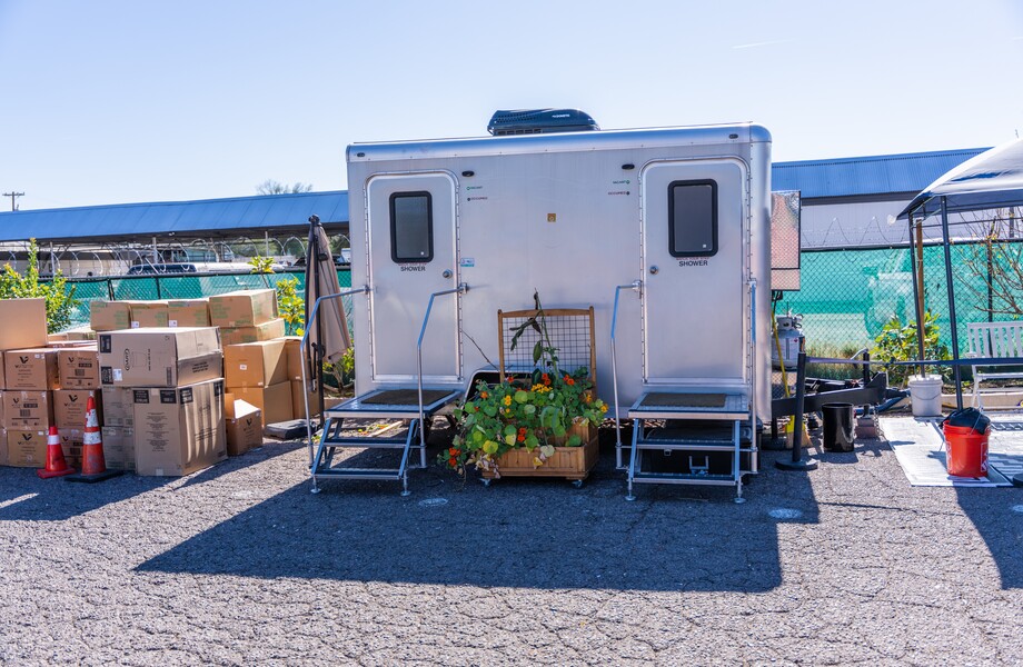 Mesa Dining Room shower trailer 
