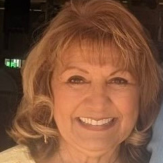 Headshot of Lucy Lopez